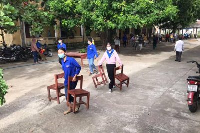 Chi đoàn trường Mầm non Đức Hòa tham gia các hoạt động phòng chống dịch covid -19